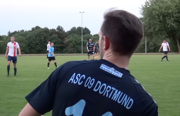 Testspiel gegen den ASC 09 Dortmund